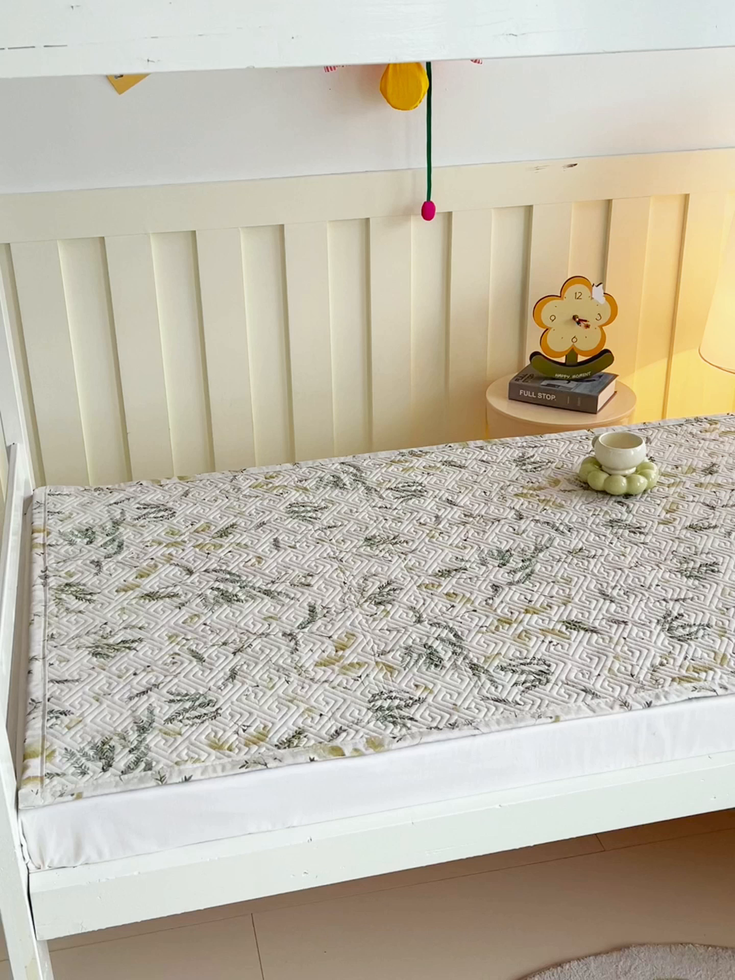 91家纺网 家纺一手货源 找家纺 金鑫汇家纺 2026春夏新款学生床新花型老粗布床盖夹棉软凉席席子可以机洗 学生床-月下花影-绿