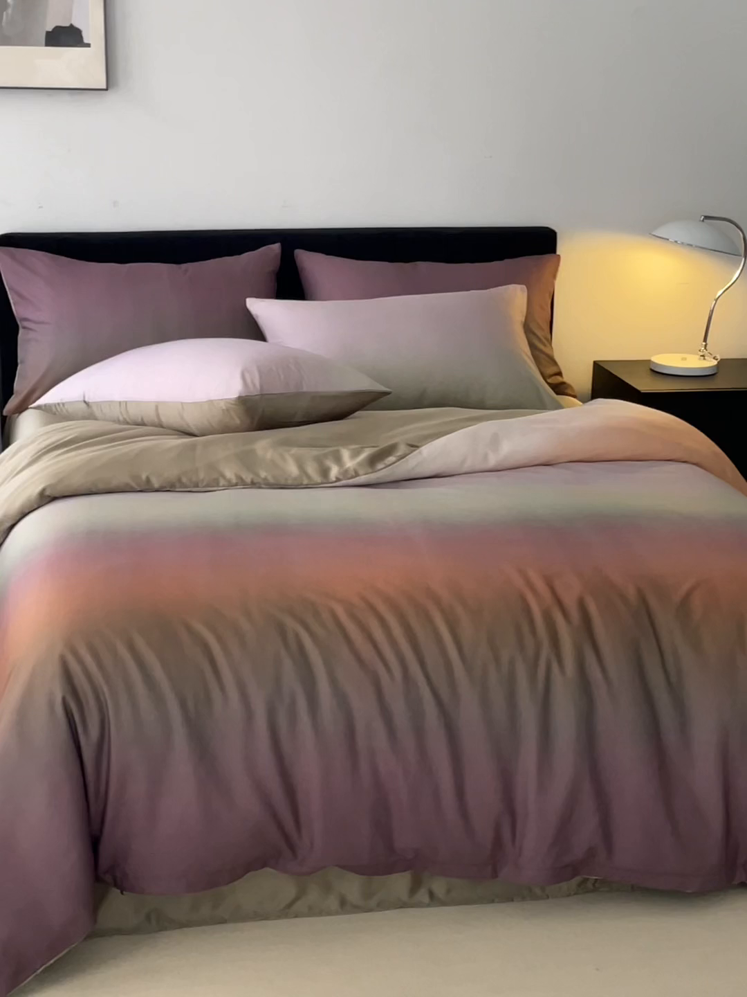 91家纺网 家纺一手货源 找家纺 金奇达家纺 2026新款轻氧水光天丝棉四件套-赫莲伊(标准号全网控价（折后券后）不低于 268元） 烟尽暮色