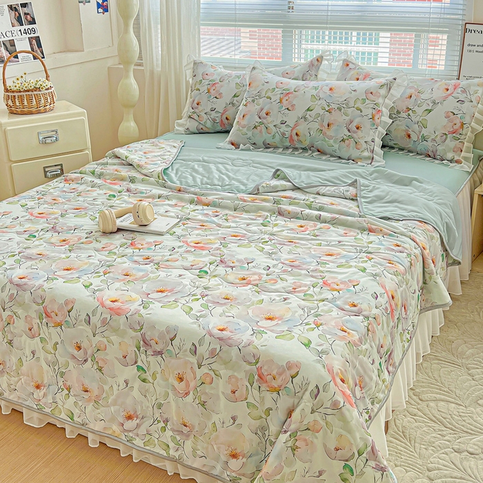 91家纺网 家纺一手货源 找家纺 栩裕纺织 2026新款（常年不断货）夏被凉感丝包边夏凉被跑量款空调被礼品被 春意浓