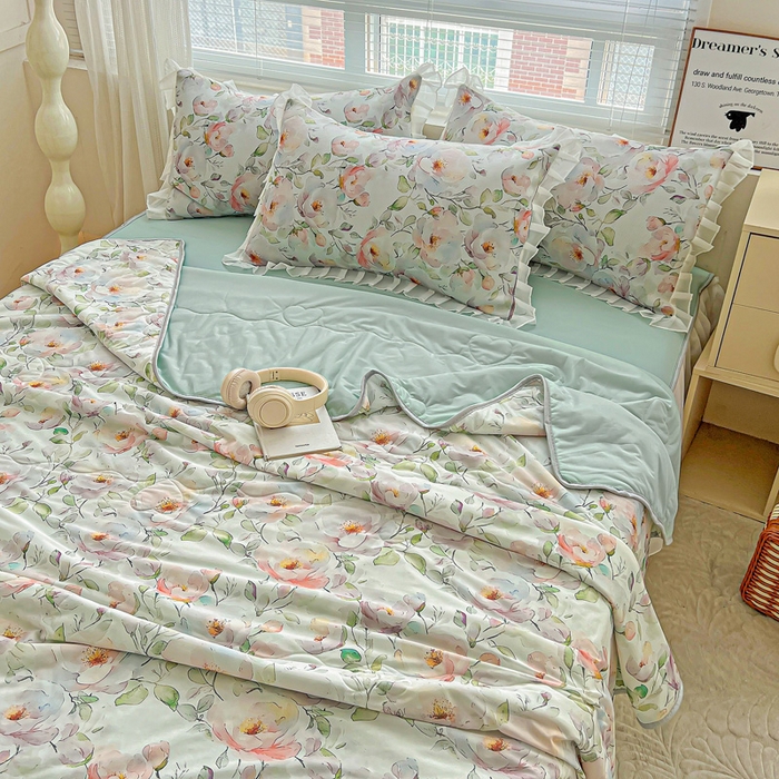 91家纺网 家纺一手货源 找家纺 栩裕纺织 2026新款（常年不断货）夏被凉感丝包边夏凉被跑量款空调被礼品被 春意浓