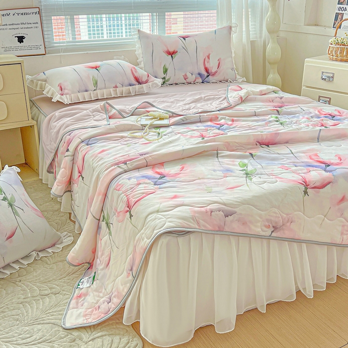 91家纺网 家纺一手货源 找家纺 栩裕纺织 2026新款（常年不断货）夏被凉感丝包边夏凉被跑量款空调被礼品被 梦思-红