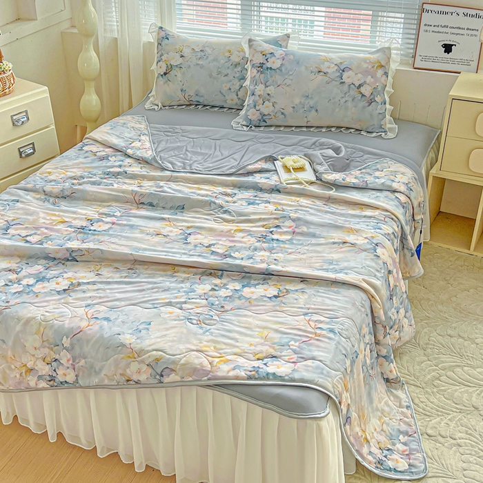 91家纺网 家纺一手货源 找家纺 栩裕纺织 2026新款（常年不断货）夏被凉感丝包边夏凉被跑量款空调被礼品被 花谷