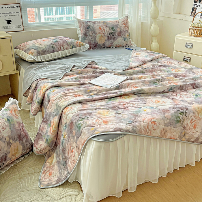 91家纺网 家纺一手货源 找家纺 栩裕纺织 2026新款（常年不断货）夏被凉感丝包边夏凉被跑量款空调被礼品被 莫妮卡