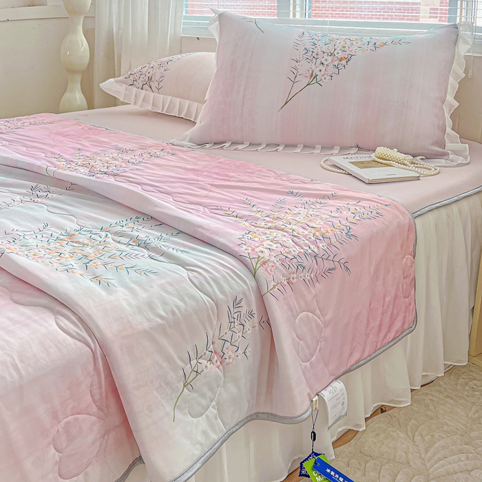 91家纺网 家纺一手货源 找家纺 栩裕纺织 2026新款（常年不断货）夏被凉感丝包边夏凉被跑量款空调被礼品被 恋语