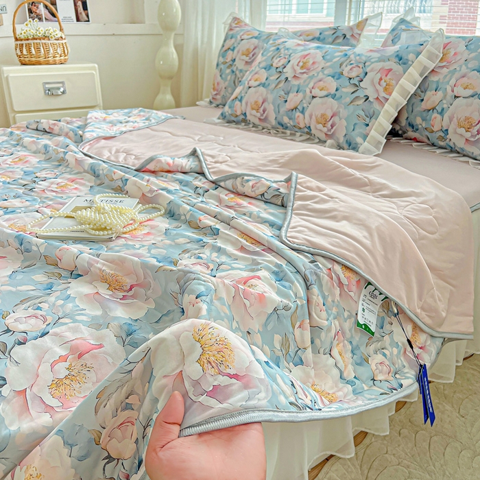 91家纺网 家纺一手货源 找家纺 栩裕纺织 2026新款（常年不断货）夏被凉感丝包边夏凉被跑量款空调被礼品被 轻素