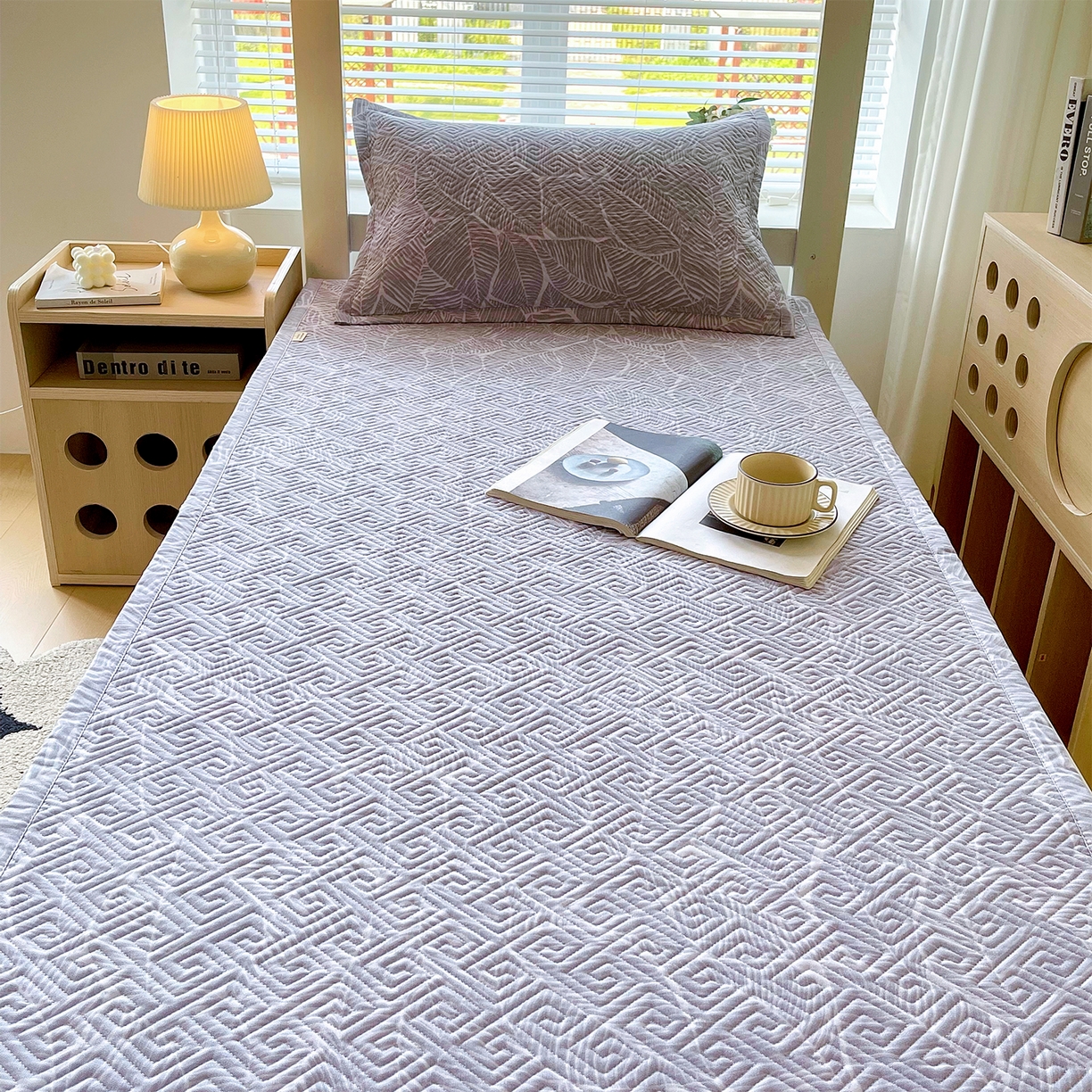 91家纺网 家纺一手货源 找家纺 金鑫汇家纺 2026春夏新款学生床新花型老粗布床盖夹棉软凉席席子可以机洗 学生床-千叶