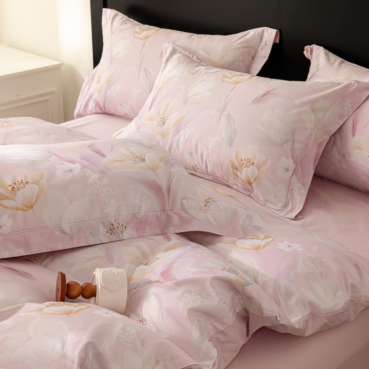 91家纺网 家纺一手货源 找家纺 莱豫家纺 2026新款50s阿克苏长绒棉数码印花四件套 依萱