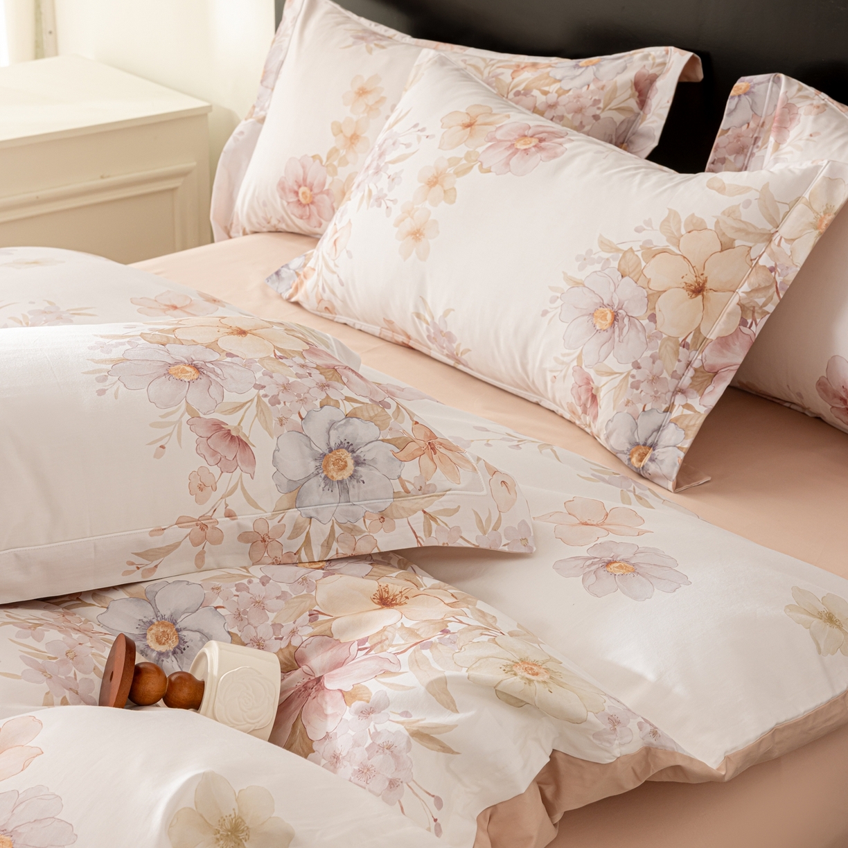 91家纺网 家纺一手货源 找家纺 莱豫家纺 2026新款50s阿克苏长绒棉数码印花四件套 昕芸粉