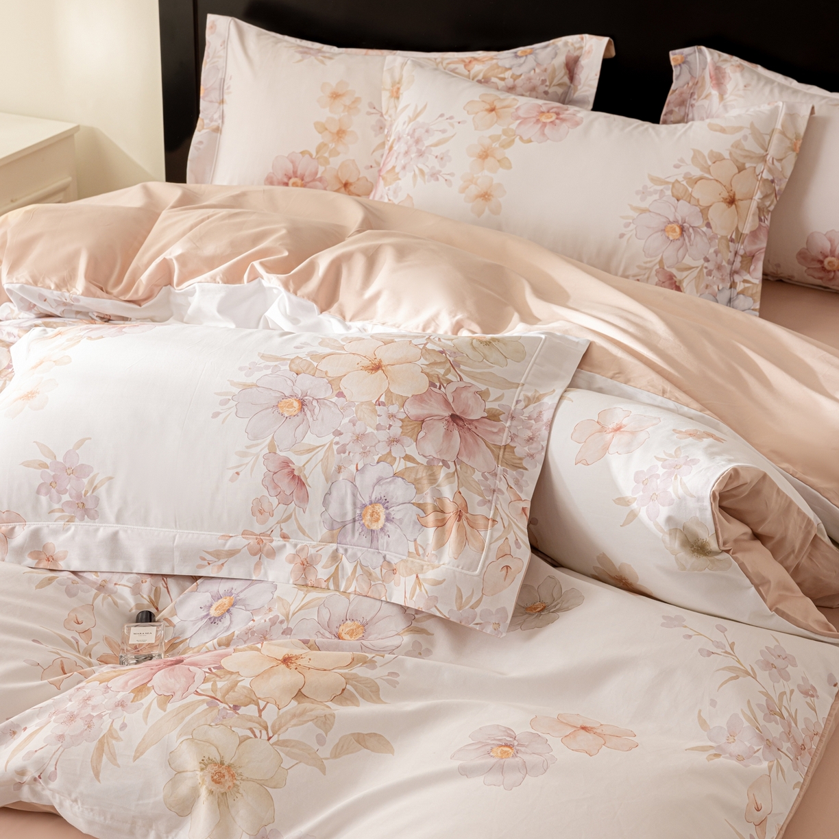 91家纺网 家纺一手货源 找家纺 莱豫家纺 2026新款50s阿克苏长绒棉数码印花四件套 昕芸粉