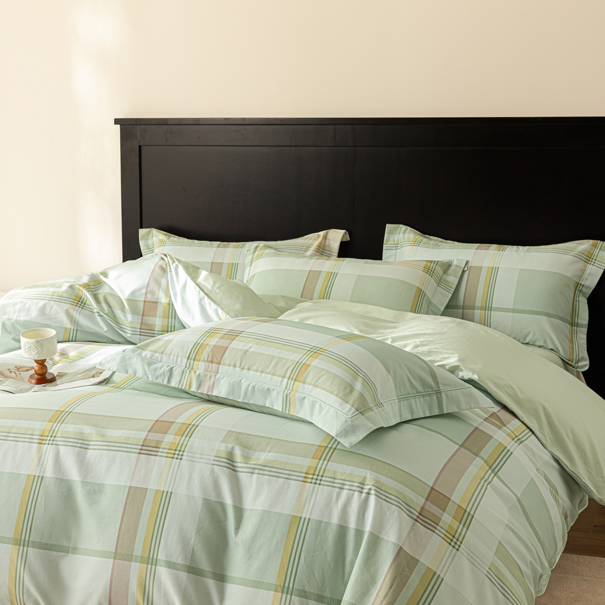 91家纺网 家纺一手货源 找家纺 莱豫家纺 2026新款50s阿克苏长绒棉数码印花四件套 卡洛斯绿