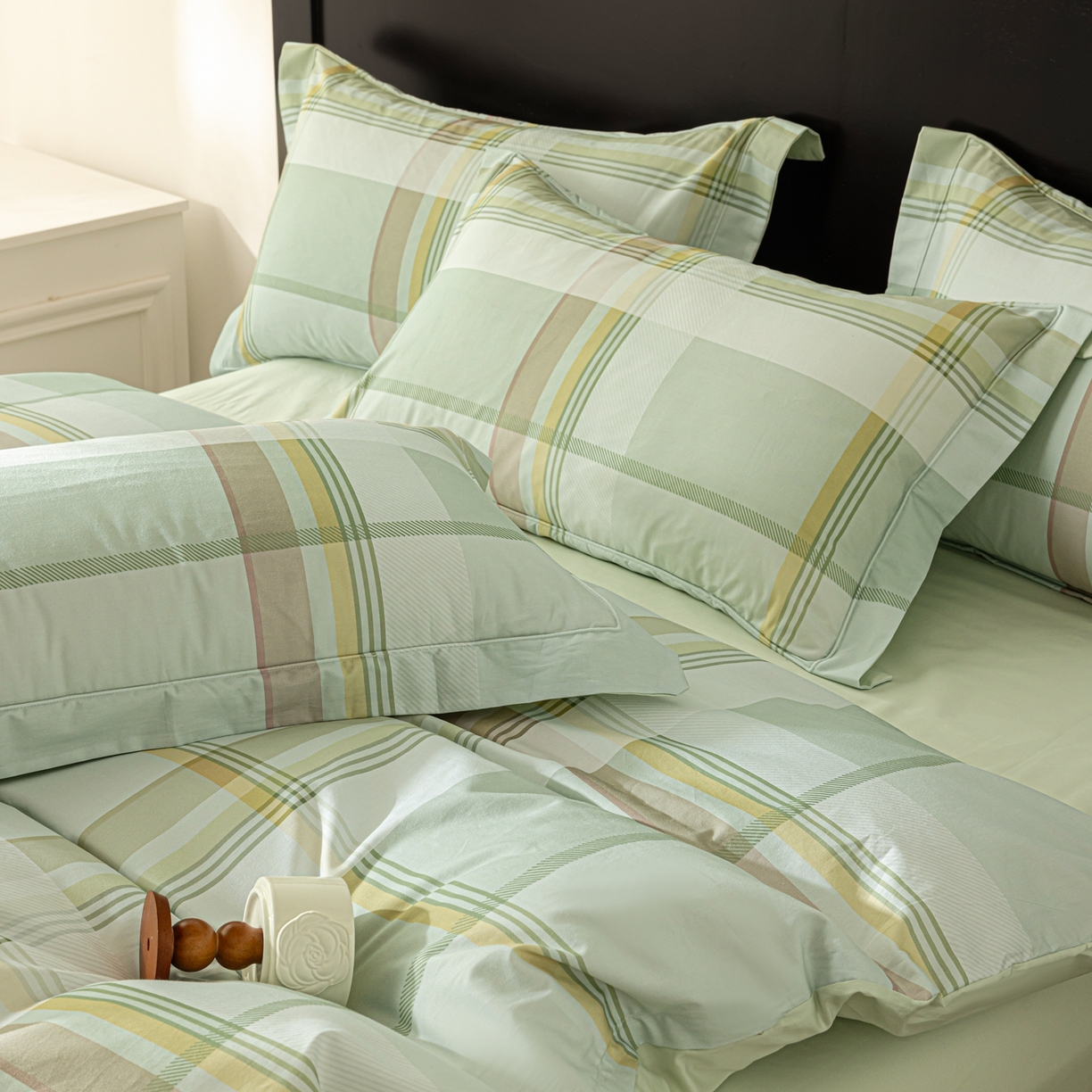 91家纺网 家纺一手货源 找家纺 莱豫家纺 2026新款50s阿克苏长绒棉数码印花四件套 卡洛斯绿