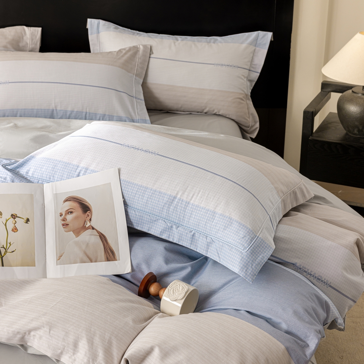 91家纺网 家纺一手货源 找家纺 莱豫家纺 2026新款50s阿克苏长绒棉数码印花四件套 明泽蓝