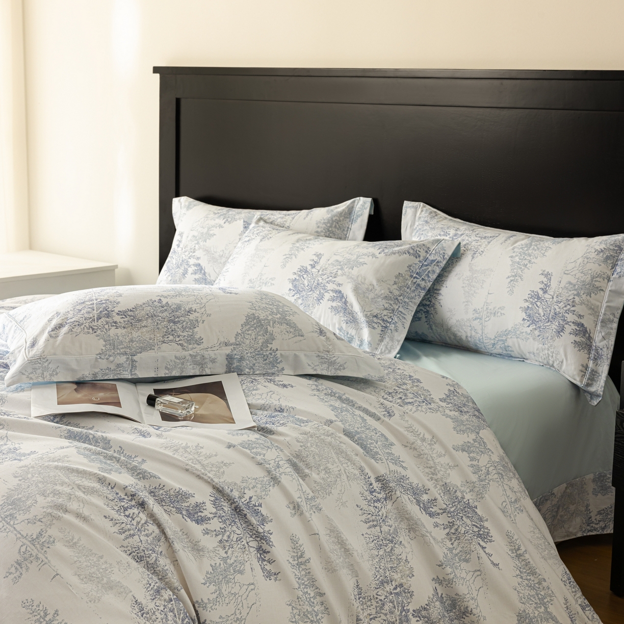 91家纺网 家纺一手货源 找家纺 莱豫家纺 2026新款50s阿克苏长绒棉数码印花四件套 景泽蓝