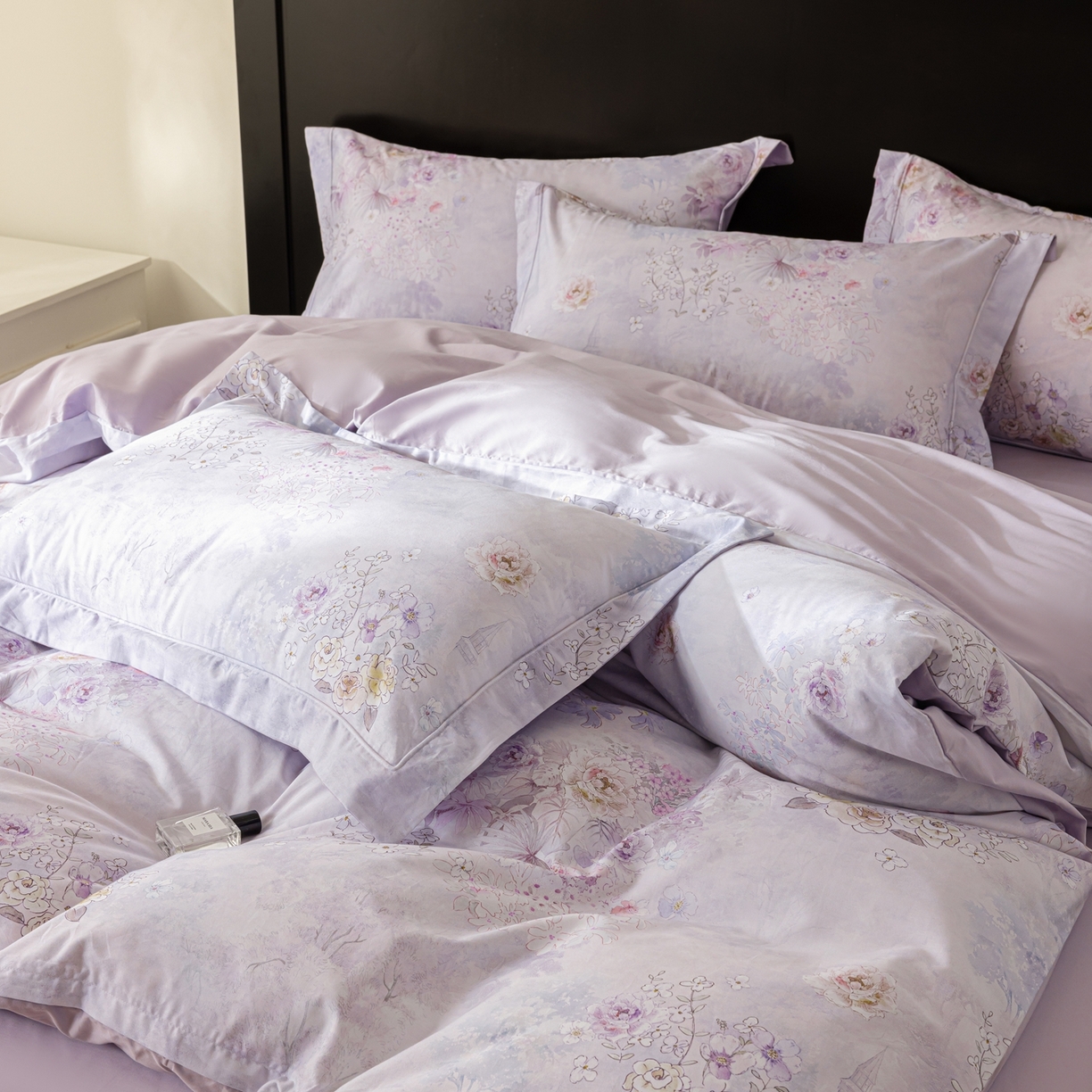 91家纺网 家纺一手货源 找家纺 莱豫家纺 2026新款50s阿克苏长绒棉数码印花四件套 南梦花园紫