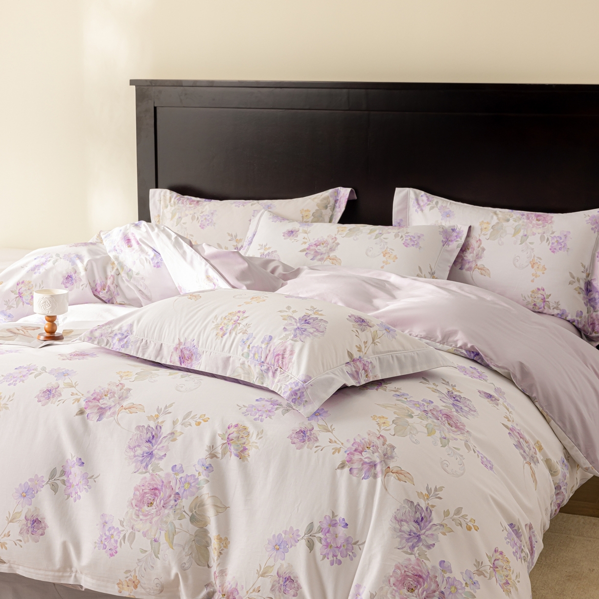 91家纺网 家纺一手货源 找家纺 莱豫家纺 2026新款50s阿克苏长绒棉数码印花四件套 嘉卉紫