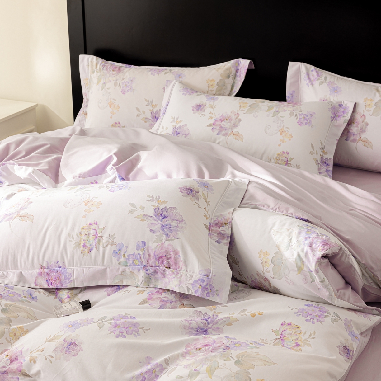 91家纺网 家纺一手货源 找家纺 莱豫家纺 2026新款50s阿克苏长绒棉数码印花四件套 嘉卉紫