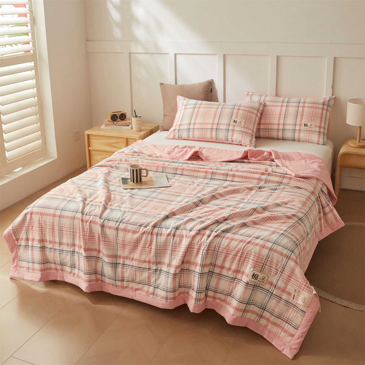 91家纺网 家纺一手货源 找家纺 招财星家纺 2026新款A类无印风100%新疆棉花夏被纯棉夏凉被空调被子薄被芯棉花被四件套 格韵-粉