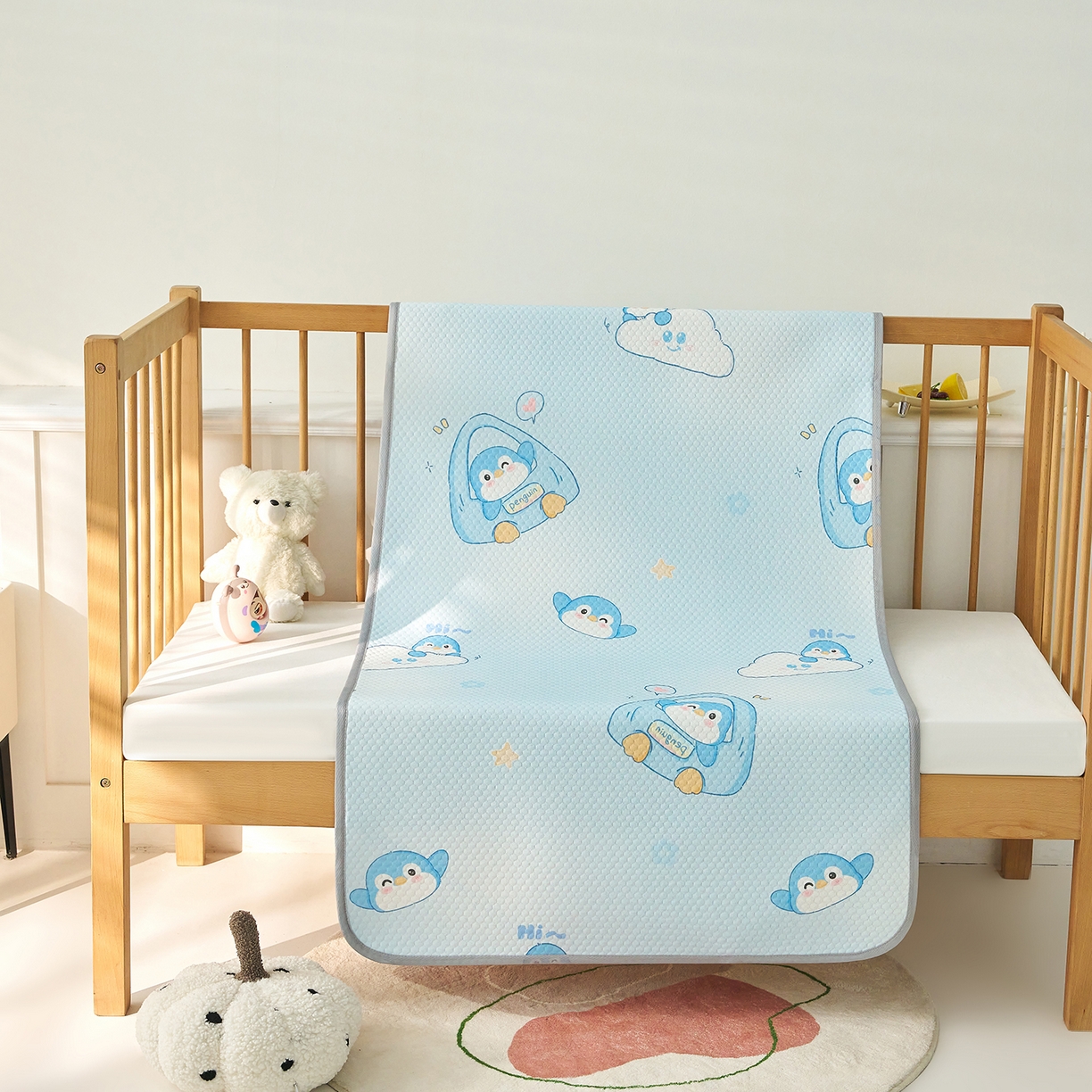 91家纺网 家纺一手货源 找家纺 奇丝雅 2026新款A类母婴级婴儿凉感冰豆豆凉席儿童新生小宝宝床幼儿园床拼接床冰丝席 饼干熊