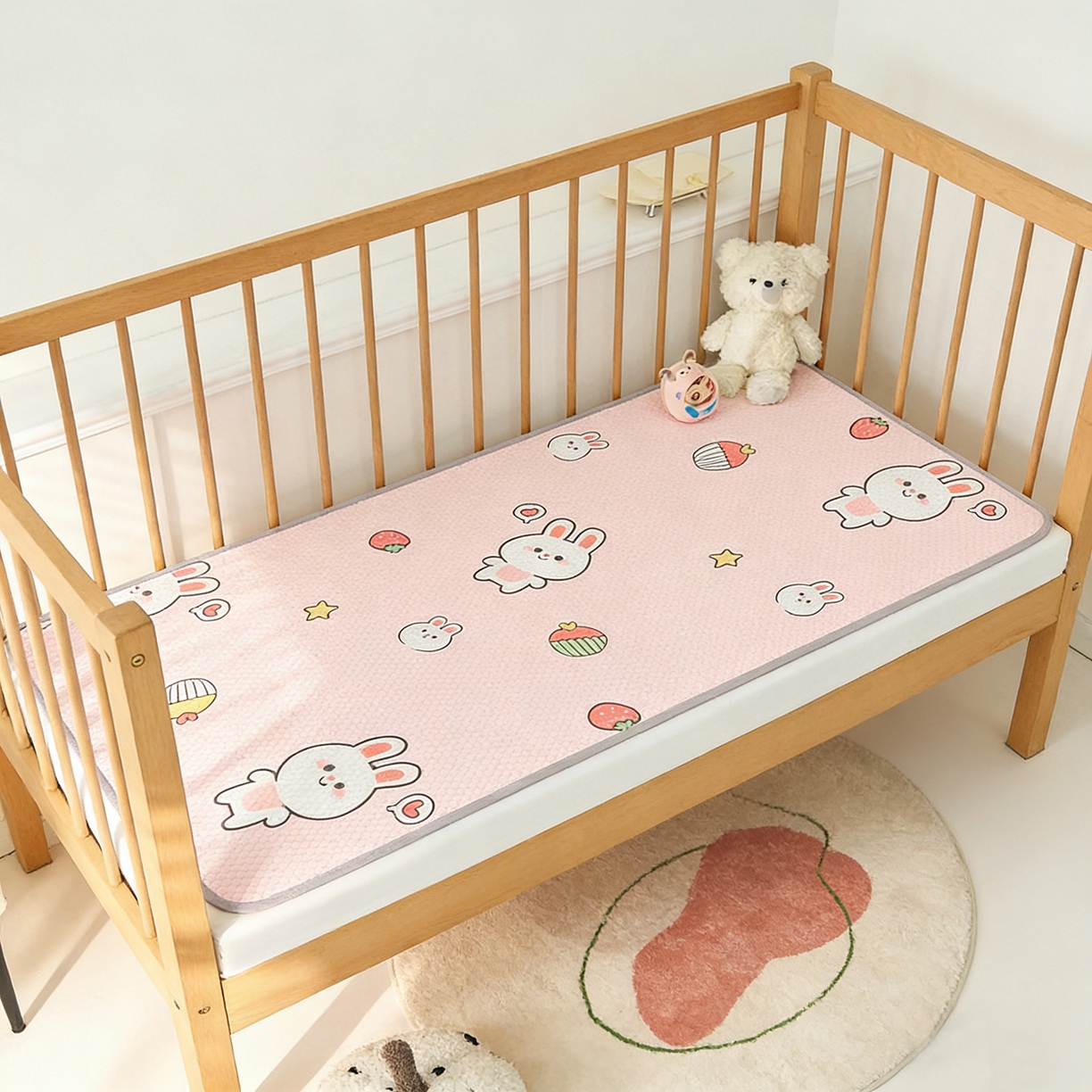 91家纺网 家纺一手货源 找家纺 奇丝雅 2026新款A类母婴级婴儿凉感冰豆豆凉席儿童新生小宝宝床幼儿园床拼接床冰丝席 巴比兔