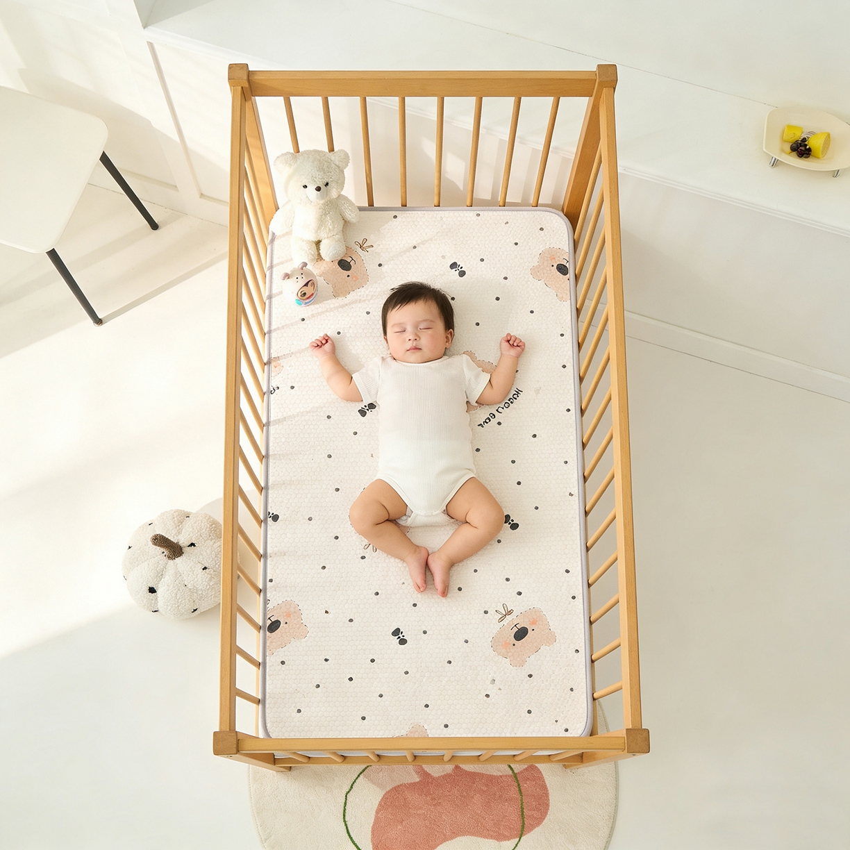 91家纺网 家纺一手货源 找家纺 奇丝雅 2026新款A类母婴级婴儿凉感冰豆豆凉席儿童新生小宝宝床幼儿园床拼接床冰丝席 抱抱熊