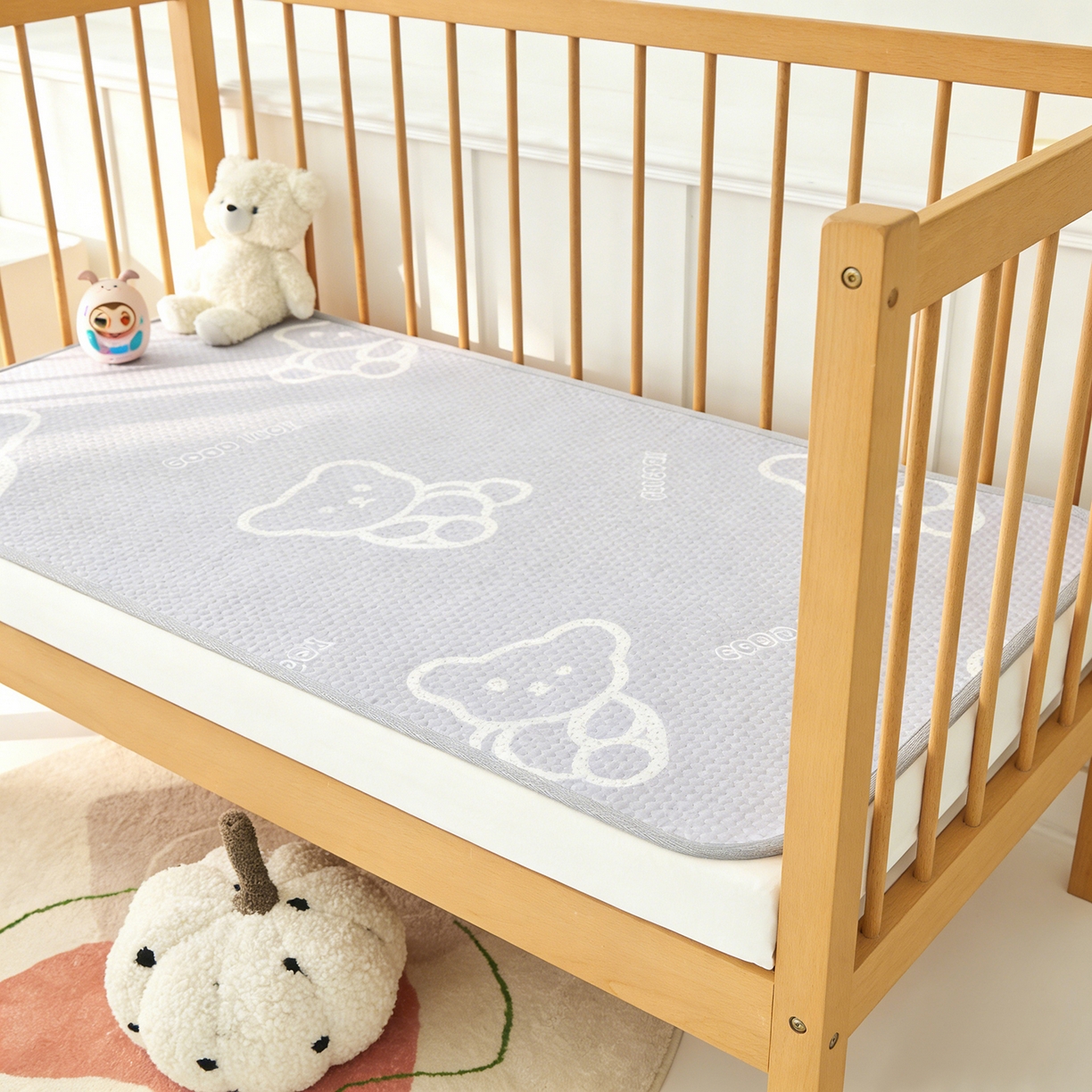 奇丝雅 2026新款A类母婴级婴儿凉感冰豆豆凉席儿童新生小宝宝床幼儿园床拼接床冰丝席 维尼熊