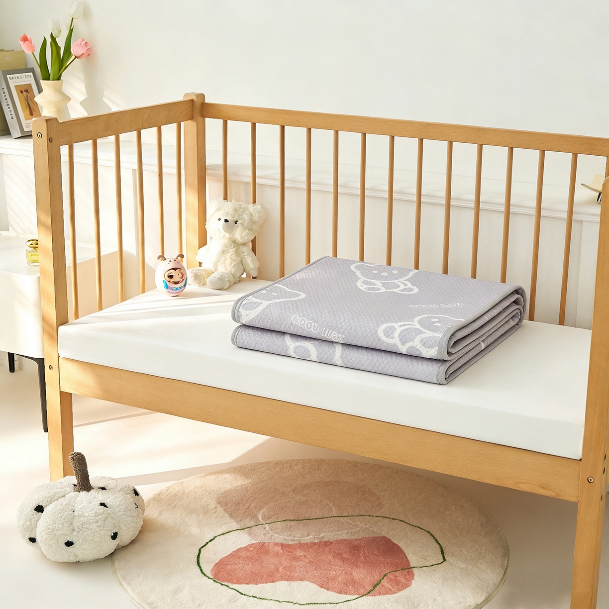 91家纺网 家纺一手货源 找家纺 奇丝雅 2026新款A类母婴级婴儿凉感冰豆豆凉席儿童新生小宝宝床幼儿园床拼接床冰丝席 维尼熊