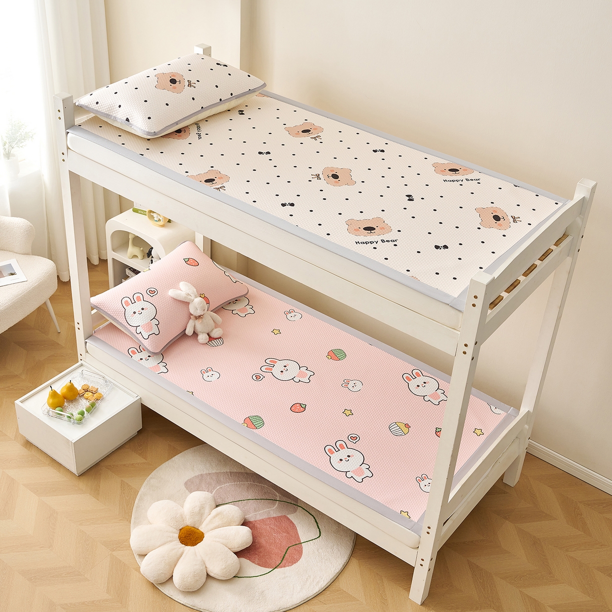 91家纺网 家纺一手货源 找家纺 （总）奇丝雅 2026新款夏季A类印花冰豆豆凉席三明治透气网冰丝凉席可机洗学生宿舍上下铺学生床