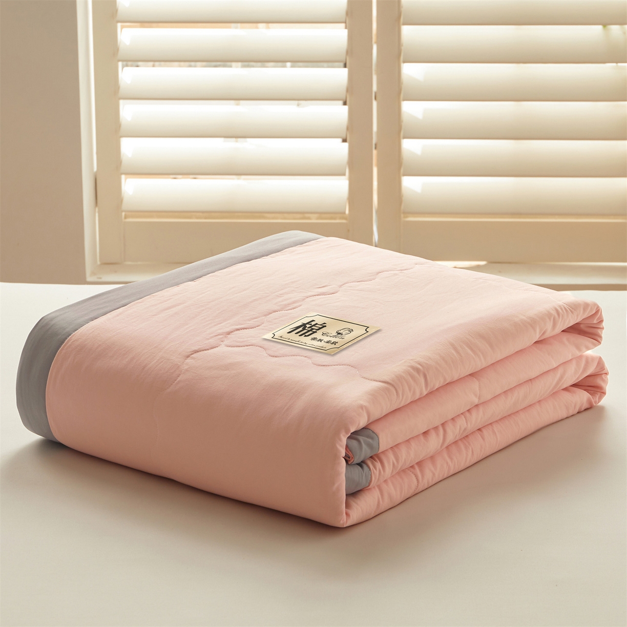 91家纺网 家纺一手货源 找家纺 招财星家纺 2026新款A类无印风100%新疆棉花夏被纯棉夏凉被空调被子薄被芯棉花被四件套 香妃粉