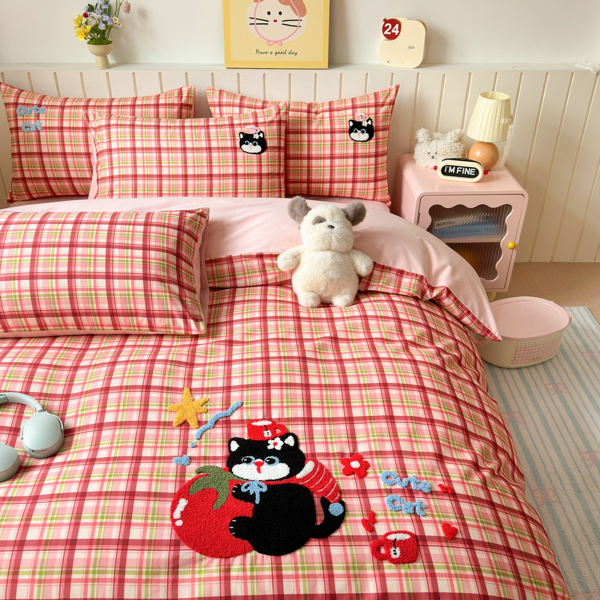 91家纺网 家纺一手货源 找家纺 如意朵 2026新款超柔高密全棉小清新绣花四件套（专版花型） 番茄萌喵