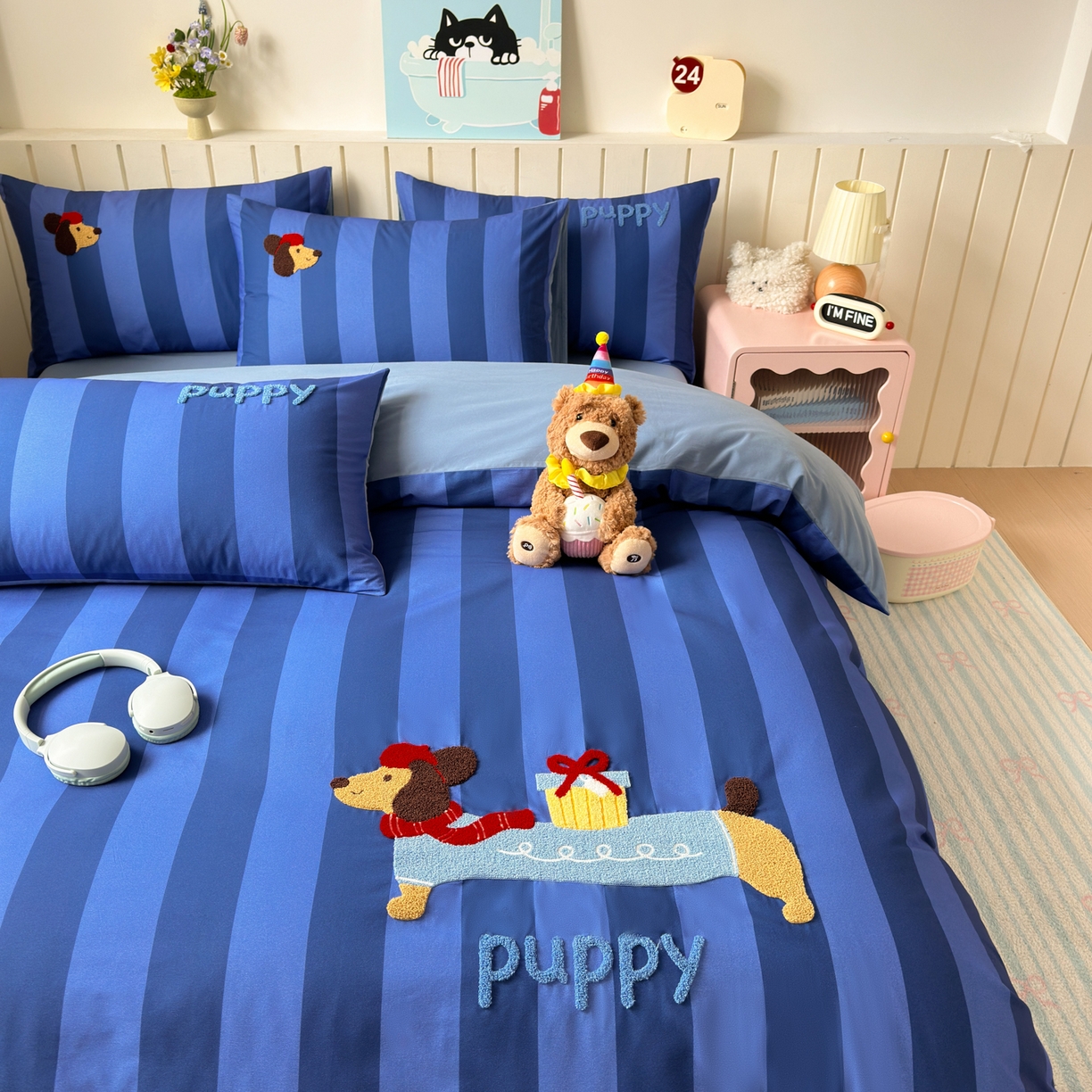 91家纺网 家纺一手货源 找家纺 如意朵 2026新款超柔高密全棉小清新绣花四件套（专版花型） 礼物狗狗