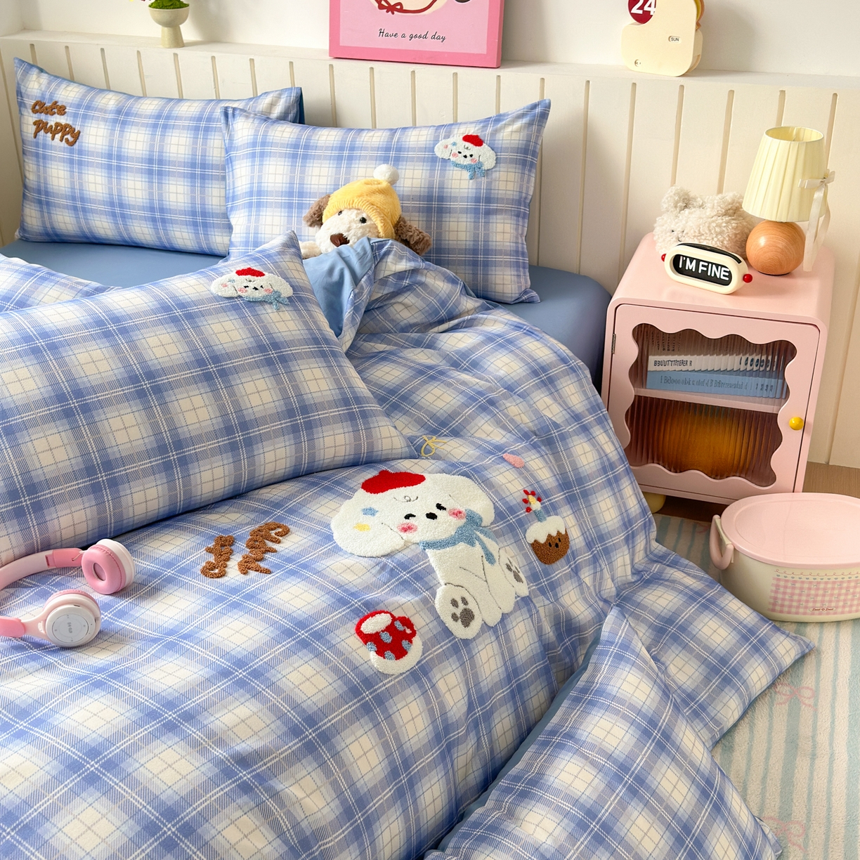 91家纺网 家纺一手货源 找家纺 如意朵 2026新款超柔高密全棉小清新绣花四件套（专版花型） 甜点萌狗