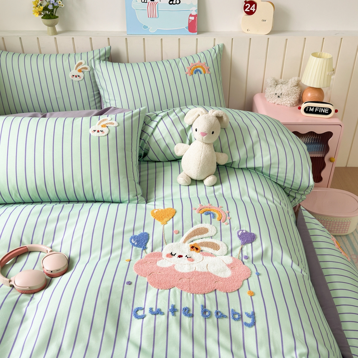 91家纺网 家纺一手货源 找家纺 如意朵 2026新款超柔高密全棉小清新绣花四件套（专版花型） 甜睡小兔