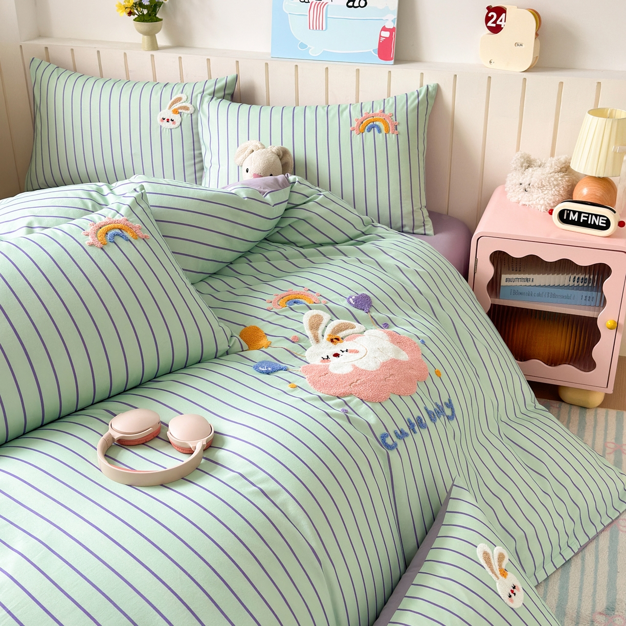 91家纺网 家纺一手货源 找家纺 如意朵 2026新款超柔高密全棉小清新绣花四件套（专版花型） 甜睡小兔