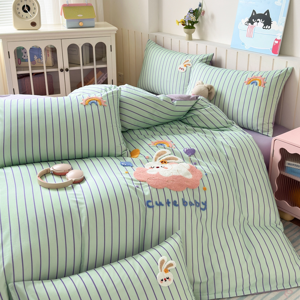 91家纺网 家纺一手货源 找家纺 如意朵 2026新款超柔高密全棉小清新绣花四件套（专版花型） 甜睡小兔