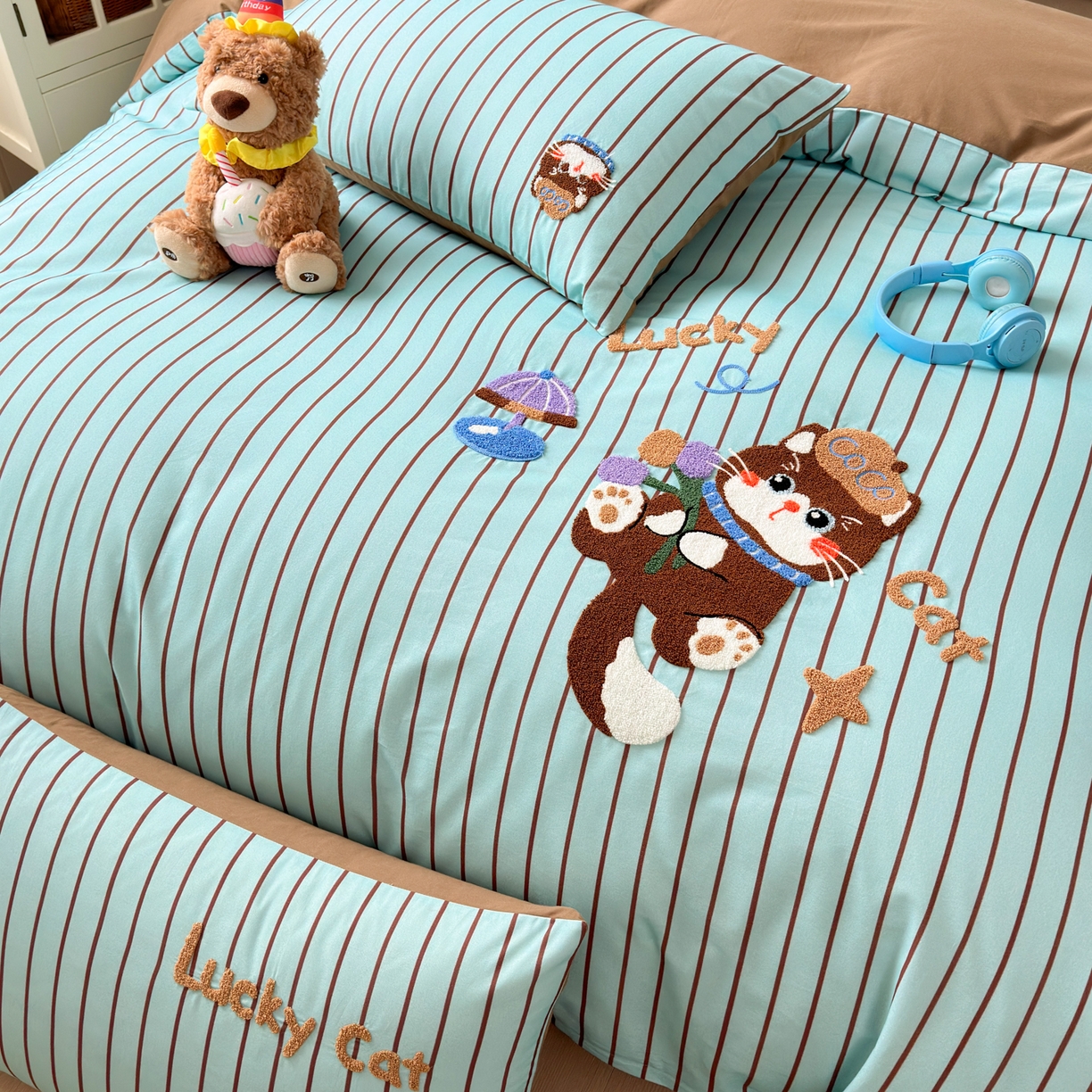 91家纺网 家纺一手货源 找家纺 如意朵 2026新款超柔高密全棉小清新绣花四件套（专版花型） 幸运喵喵