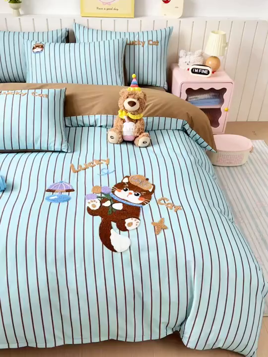 91家纺网 家纺一手货源 找家纺 如意朵 2026新款超柔高密全棉小清新绣花四件套（专版花型） 幸运喵喵