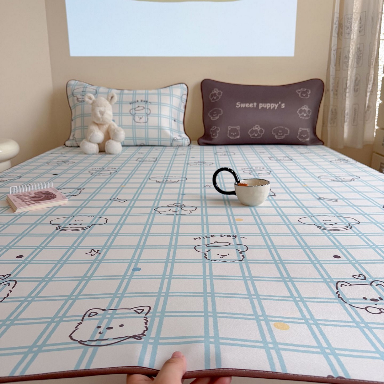 91家纺网 家纺一手货源 找家纺 美乐迪家纺 2026新款水光冰丝凉席夏被 格子狗狗