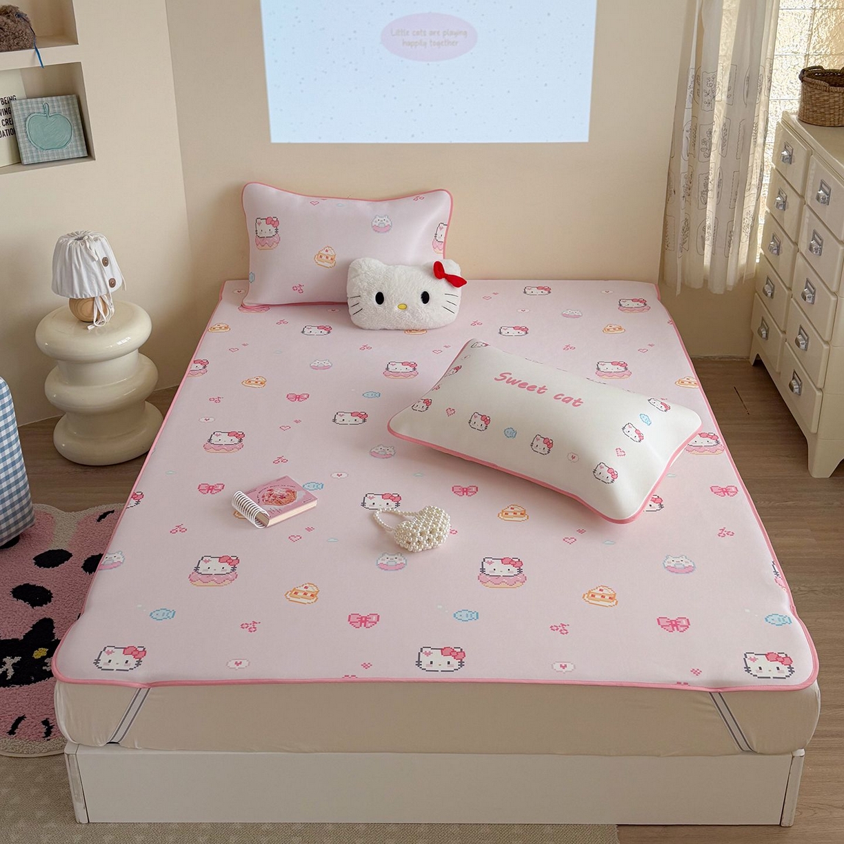 91家纺网 家纺一手货源 找家纺 美乐迪家纺 2026新款水光冰丝凉席夏被 猫咪甜甜圈