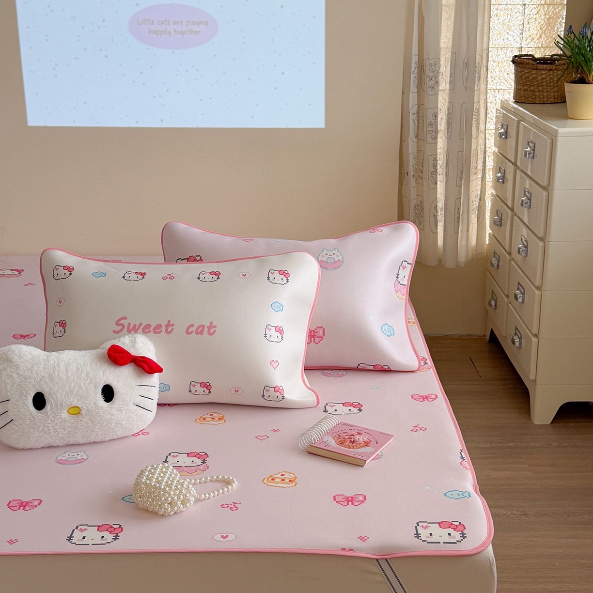 91家纺网 家纺一手货源 找家纺 美乐迪家纺 2026新款水光冰丝凉席夏被 猫咪甜甜圈