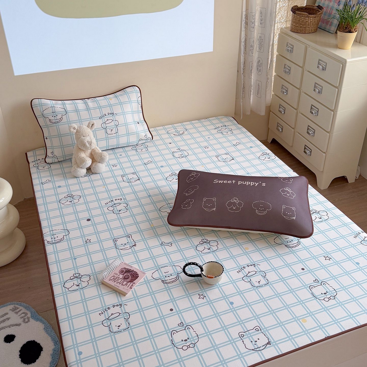 91家纺网 家纺一手货源 找家纺 美乐迪家纺 2026新款水光冰丝凉席夏被 格子狗狗