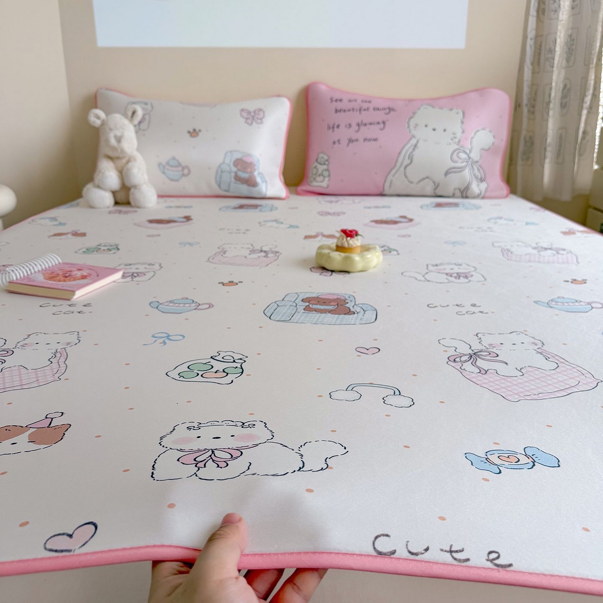 91家纺网 家纺一手货源 找家纺 美乐迪家纺 2026新款水光冰丝凉席夏被 居家日记