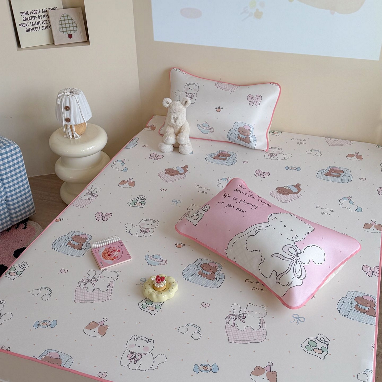 91家纺网 家纺一手货源 找家纺 美乐迪家纺 2026新款水光冰丝凉席夏被 居家日记