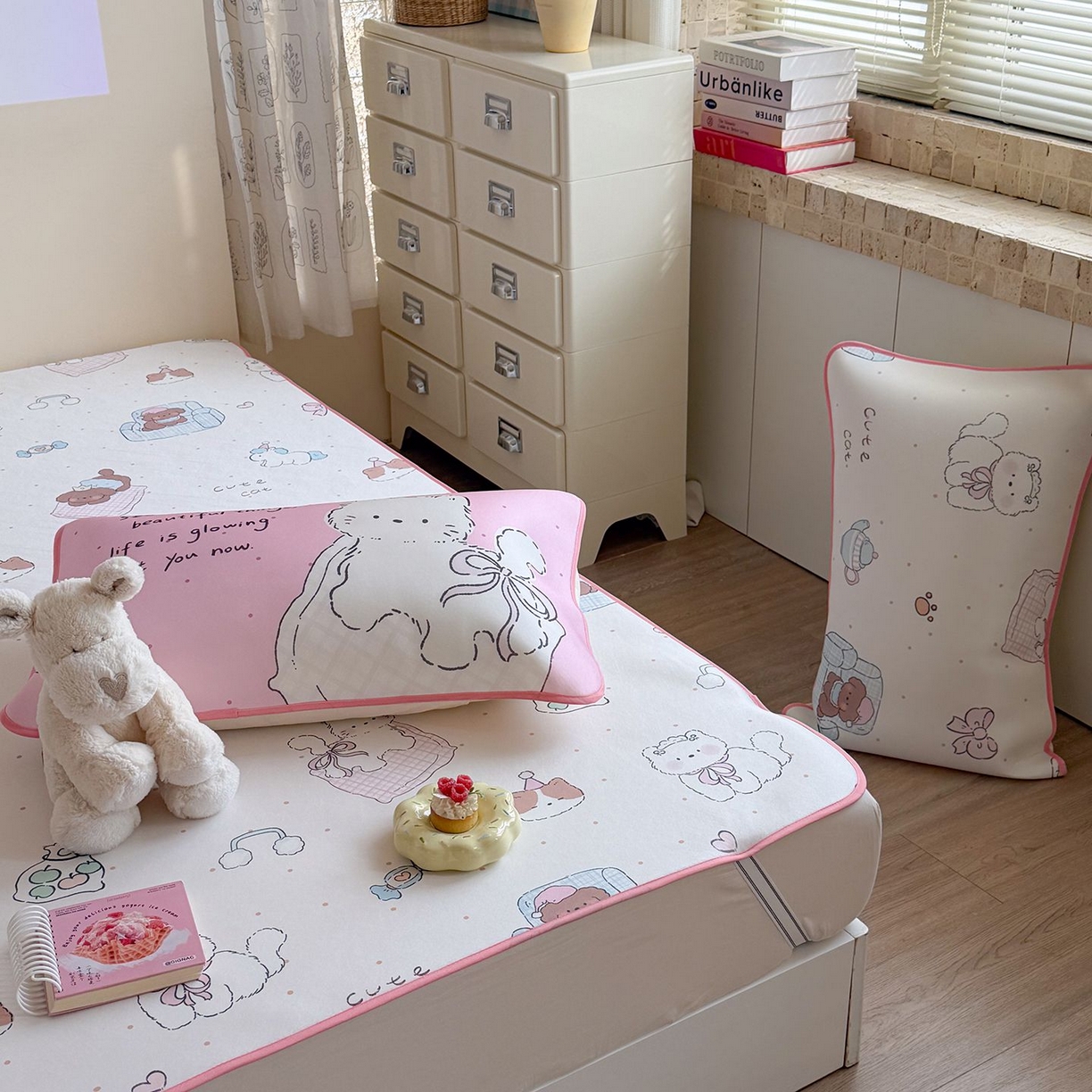 91家纺网 家纺一手货源 找家纺 美乐迪家纺 2026新款水光冰丝凉席夏被 居家日记