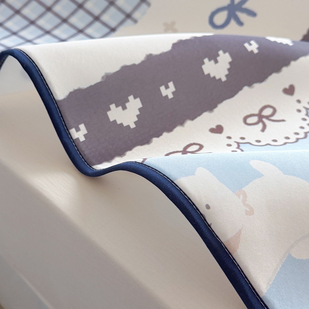 91家纺网 家纺一手货源 找家纺 美乐迪家纺 2026新款水光冰丝凉席夏被 蓝色费尔岛