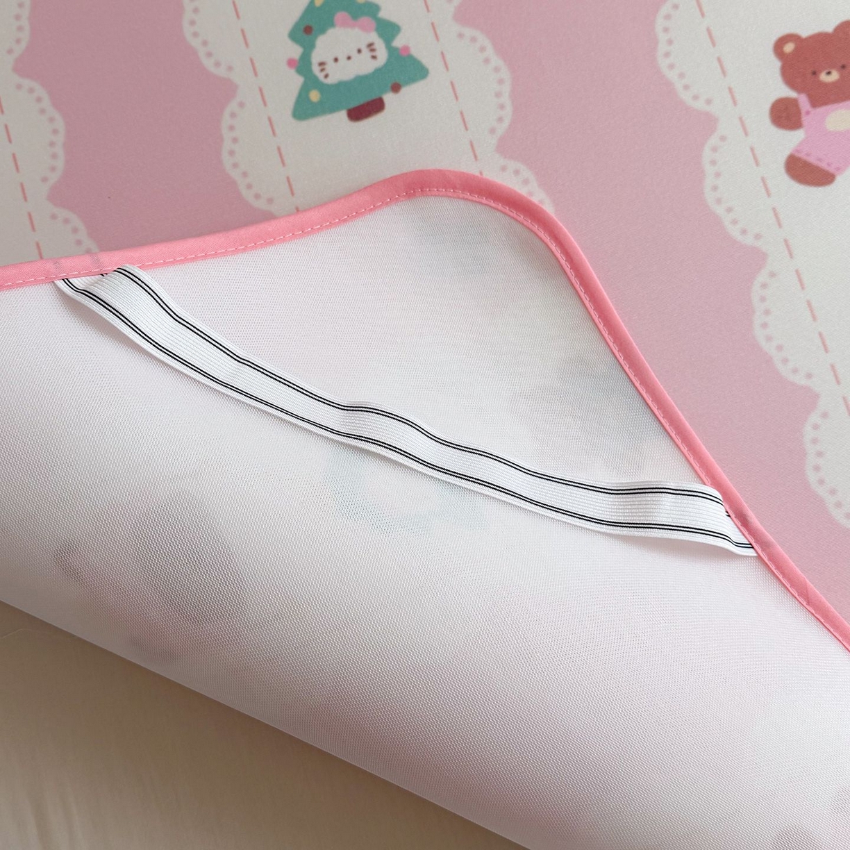 91家纺网 家纺一手货源 找家纺 美乐迪家纺 2026新款水光冰丝凉席夏被 粉条小熊