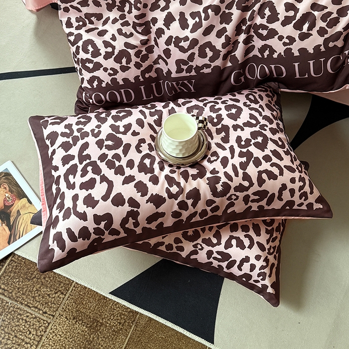 91家纺网 家纺一手货源 找家纺 摩卡（乐趣） 2026新款豹纹水洗真丝款四件套 豹纹-粉