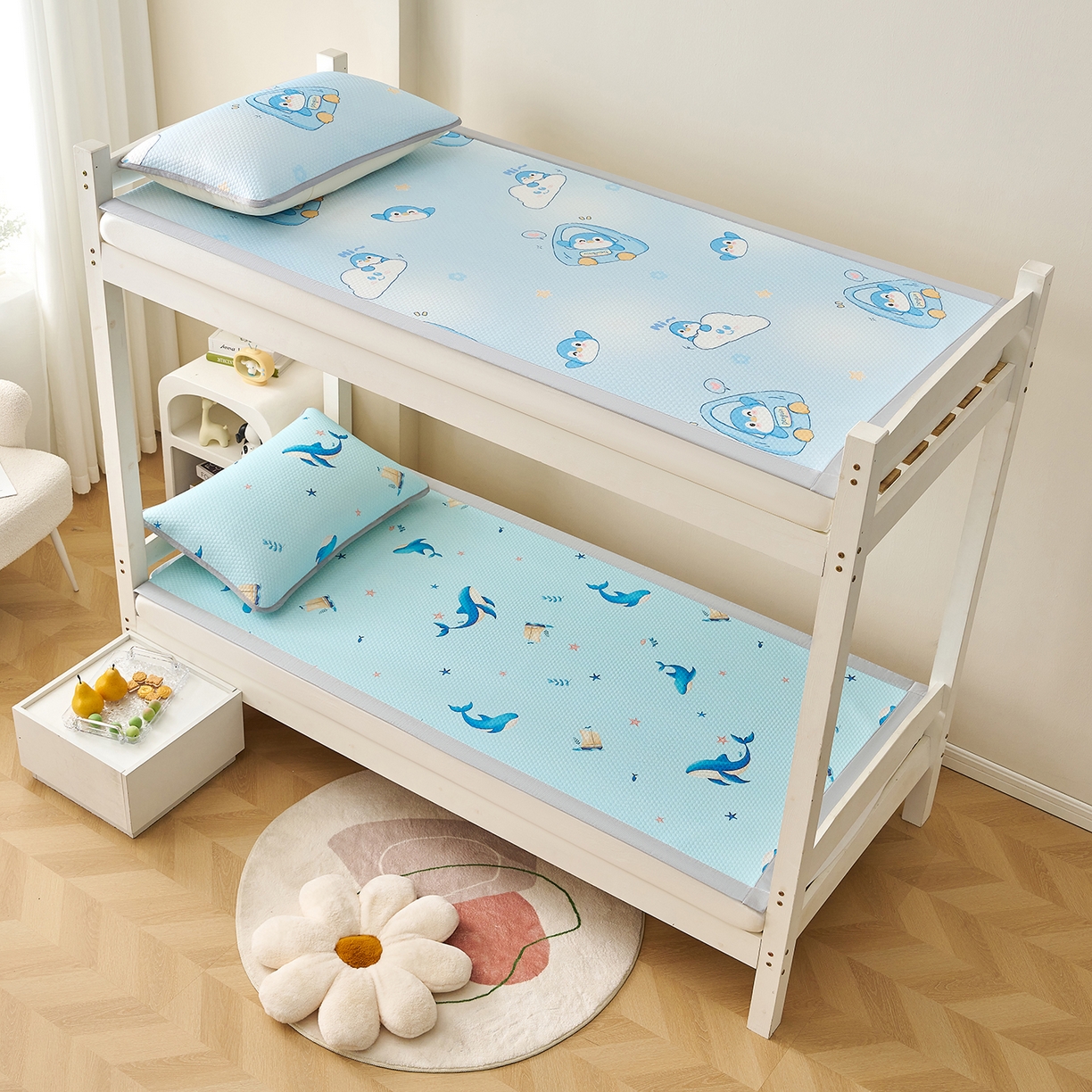 91家纺网 家纺一手货源 找家纺 奇丝雅 2026新款夏季A类印花冰豆豆凉席三明治透气网冰丝凉席可机洗学生宿舍上下铺学生床 海洋世界