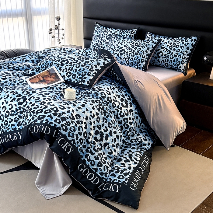 91家纺网 家纺一手货源 找家纺 摩卡（乐趣） 2026新款豹纹水洗真丝款四件套 豹纹-蓝