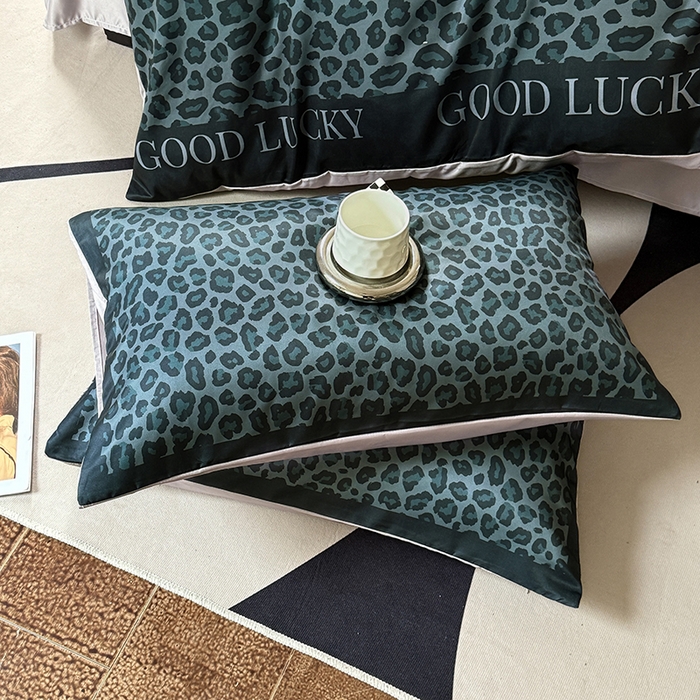 91家纺网 家纺一手货源 找家纺 摩卡（乐趣） 2026新款豹纹水洗真丝款四件套 豹纹-绿