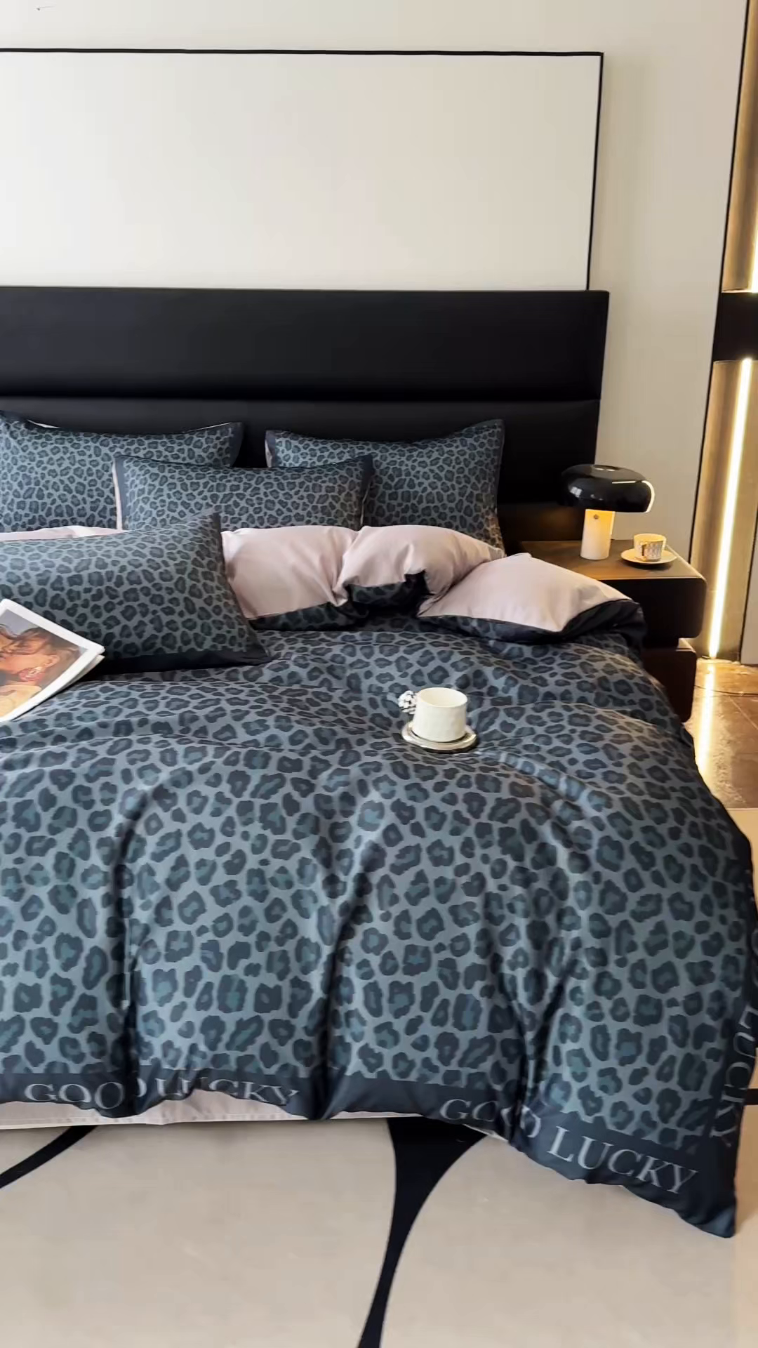 91家纺网 家纺一手货源 找家纺 摩卡（乐趣） 2026新款豹纹水洗真丝款四件套 豹纹-绿